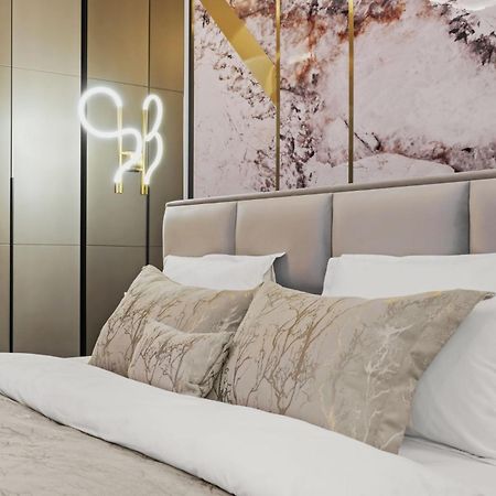 Central Two Rooms Apartment The Paradise Of Lights Βουκουρέστι Εξωτερικό φωτογραφία