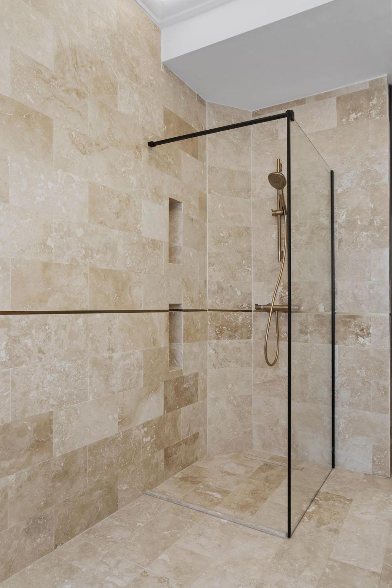 Central Two Rooms Apartment The Paradise Of Lights Βουκουρέστι Εξωτερικό φωτογραφία